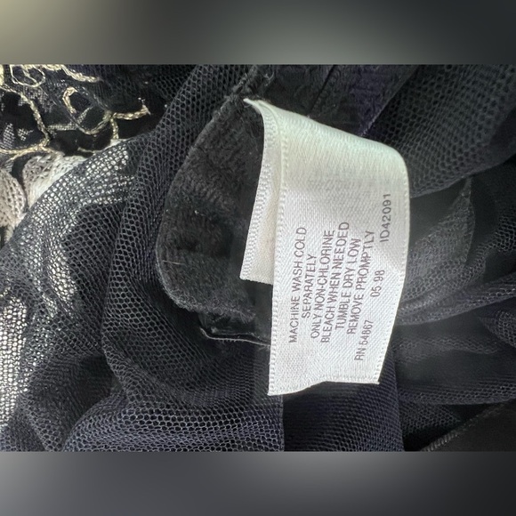 Victoria's Secret‎ Nightgown 34C  Women's Short Sexy Sheer Negligee Black - Picture 10 of 10